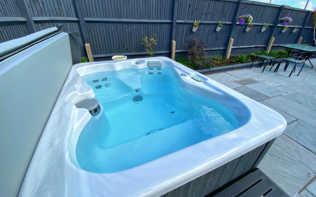7 Tips to Protect Your Hot Tub or Swim Spa from Sun Damage